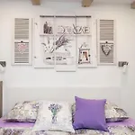 Lavender Room